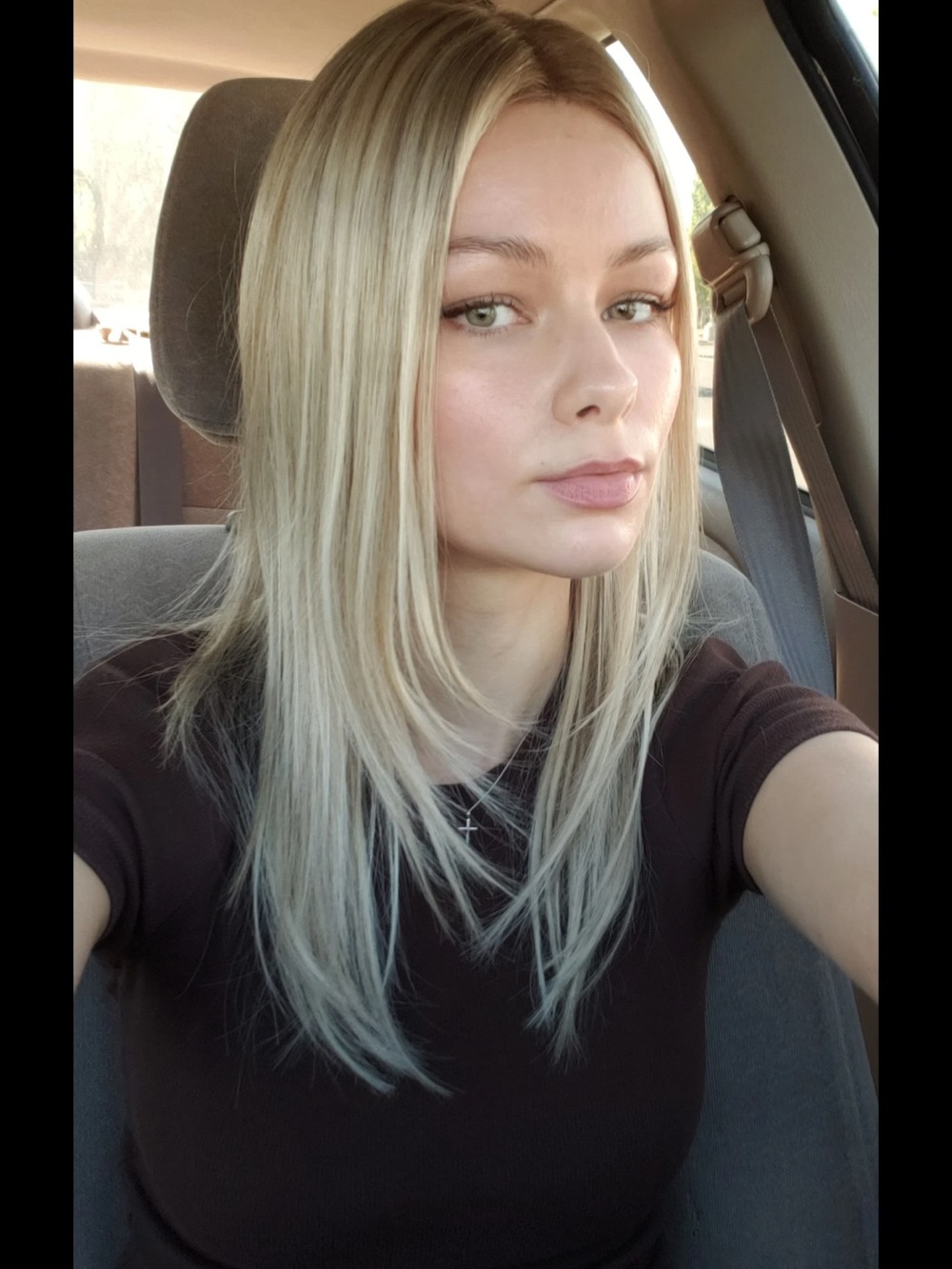 Uniwigs Jade Human Hair wig new size Small 16 inches